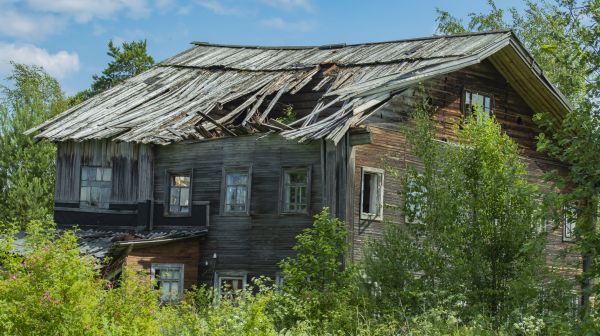 Cottage Demolition in Toms River